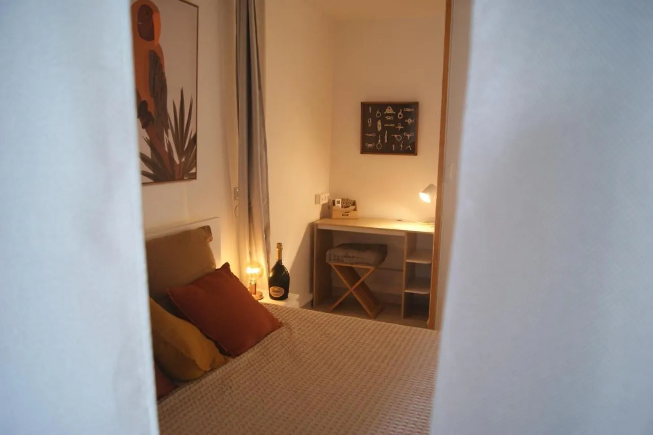 Lagoon Terrace Grand Studio Sandy Ground
